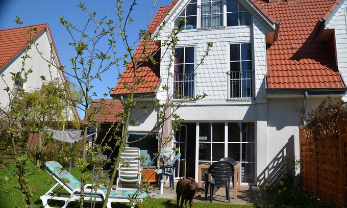 Vadersdorf House | House 110sqm garden beach and sea Kinderfreudl. Internet GrillingSurfingPets