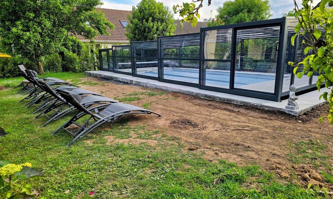 Petiville House | House 12 persons with heated indoor pool 7min from Cabourg