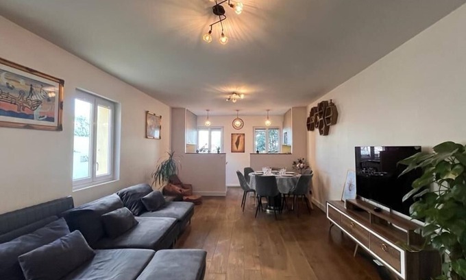 Vanves House | House 156m2, 5 bedrooms and garden in Malakoff