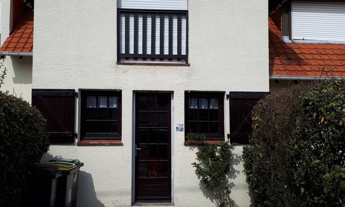 Merlimont Condo | House 900 m from the beach.