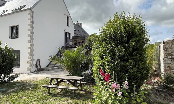 Saint-Jean-Trolimon House | House Apt Duplex 160m2 with garden/Finistère Sud 7 minutes from the beach!