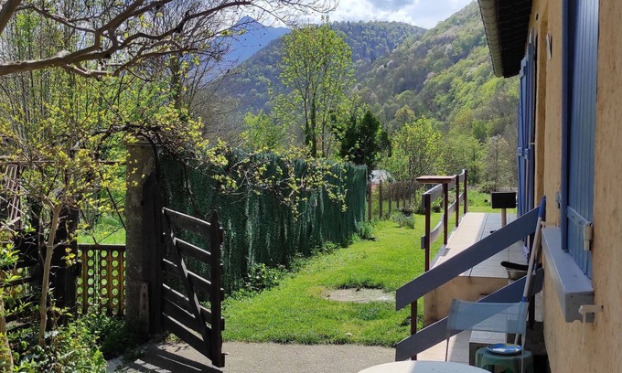 Aspet House | House at the foot of the mountain