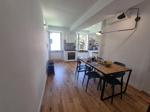 Sant'Ilario Apartment | House Blu Capolungo by Holiday World