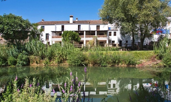 Cortes de la Frontera House | House Casa del Rio - Riverside Retreat with Mountain Views, Pool & Wi-Fi