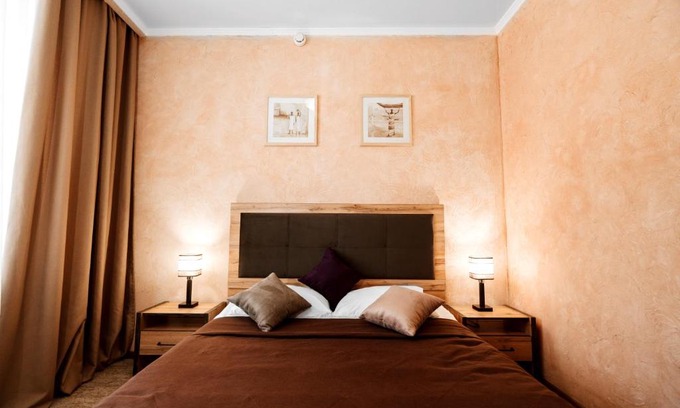 Oktyabrskiy rayon Hotel | House City