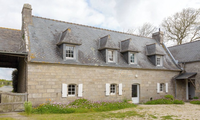 Plobannalec-Lesconil House | House 'Ferme Kerlan Plage 5min by Car' with Private Garden