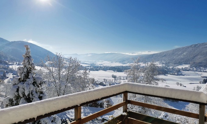 Lans-en-Vercors Apartment | House for 2 to 8 people: extraordinary panorama and area!