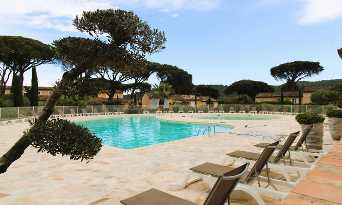 Gassin House | House for 4 people with air conditioning in a private domain with a pool located in Gassin