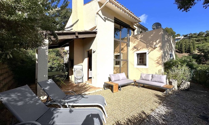 La Londe-les-Maures House | House for 6 to 8 People in a Private Estate with Shared Pool