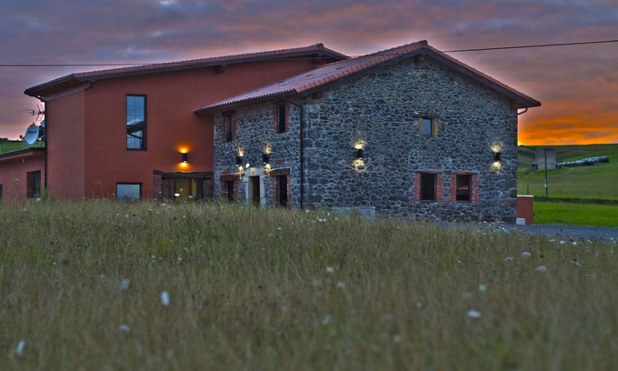 Bareyo House | House for large groups facing the beach