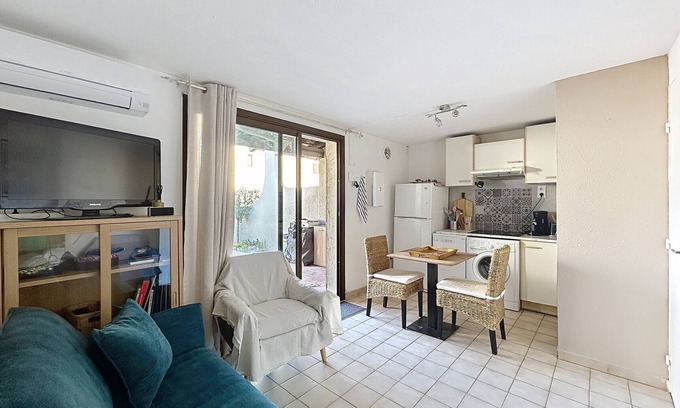 Saintes-Maries-de-la-Mer House | House for 6 with air conditioning