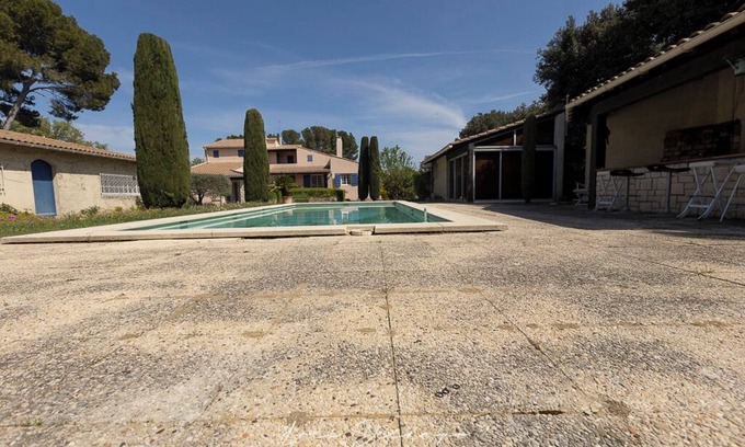 Chateauneuf-de-Gadagne House | House in Provence