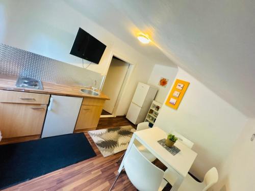 Koppl Apartment | House in nature with free parking