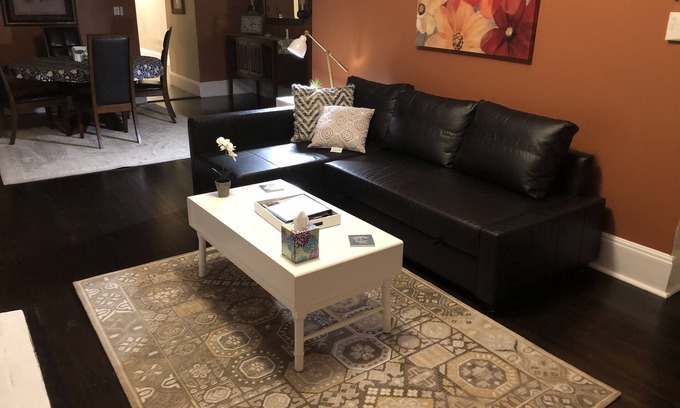 Benton Park House | House in Soulard near Busch Stadium, Ballpark Village and Anheuser Busch Brewery