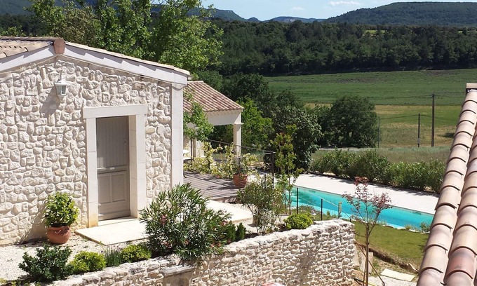 Roussas House | House in the middle of the cicadas