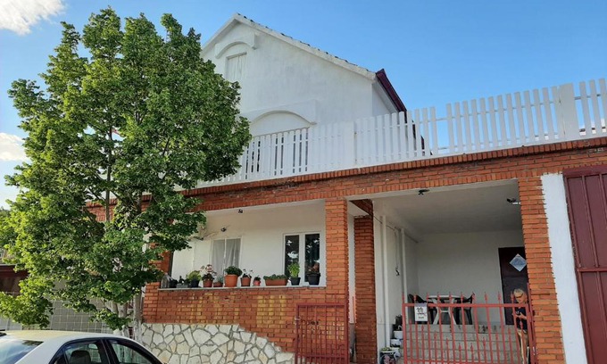 Obrovac Apartment | House Ličanka