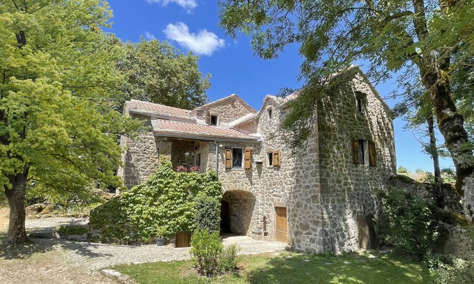 Cornus Cottage | House of character * in the heart of Larzac Templar country