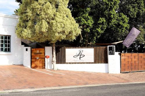 Drakenstein House | House of Perez