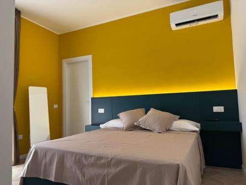 Crotone Apartment | HOUSE on sunday SOLE