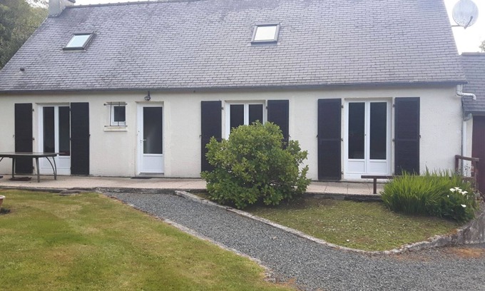 Trevou-Treguignec House | House on the Pink Granite Coast in Brittany