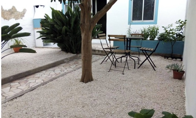 Peniche House | House Peniche Portugal 200 meters from the beach 8 people bairro do Visconde