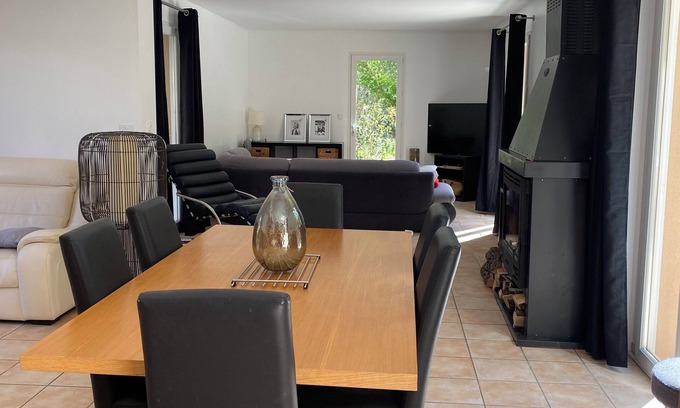 Giens House | House presqu' il de giens walking beaches 9 sleeps