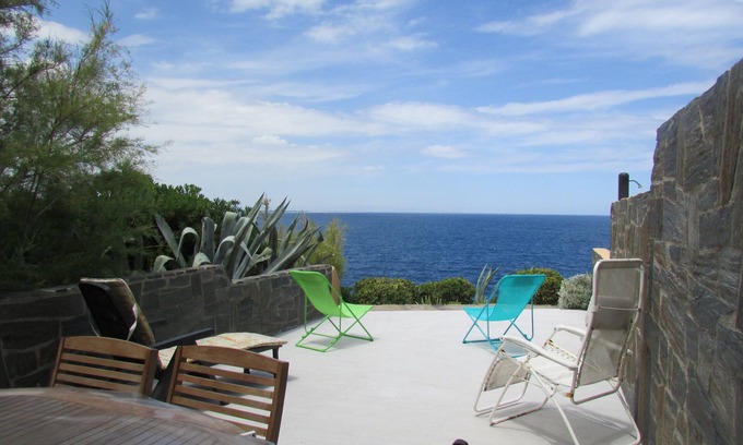 Port-Vendres House | HOUSE SEA VIEW 4 PERS/2 CH BEACH IMMEDIATE ACCESS TERRACES AND PARKING