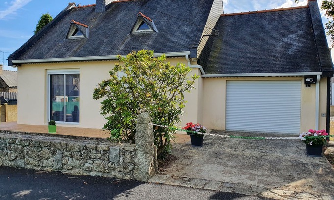 Mousteru Cottage | HOUSE TOURISM BETWEEN LAND AND SEA