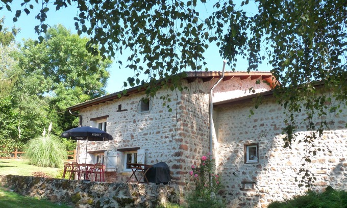 La Gresle House | House / Villa - La Gresle