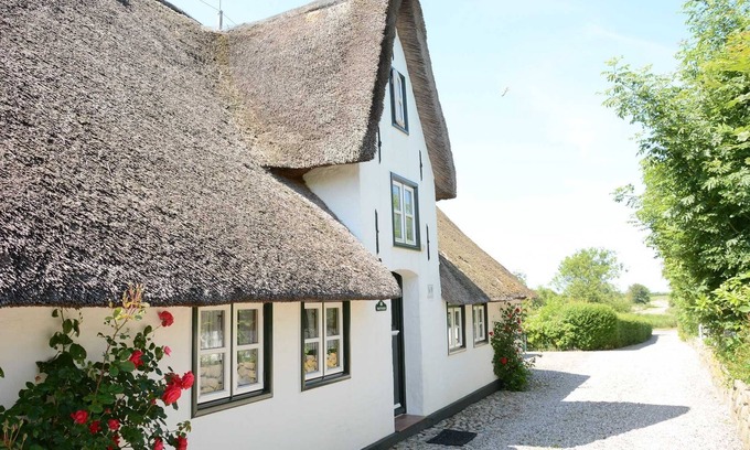 Midlum Cottage | House Wattwurm * - Föhrienhaus