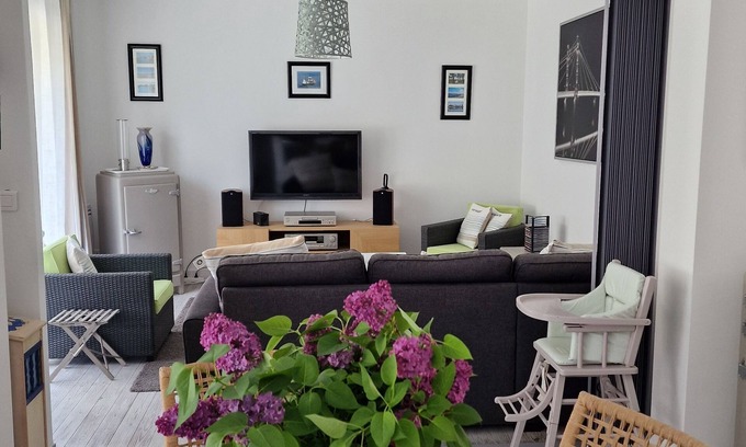Fromentine House | House with enclosed garden, 5 minutes' walk from the beach adjacent to the forest