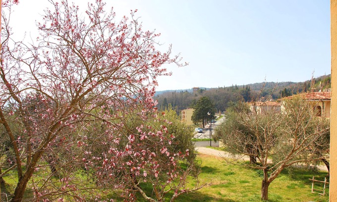 Monteverdi Marittimo Apartment | HOUSE WITH GARDEN ON THE TUSCAN HILLS about 20 minutes from the sea WI-FI FREE