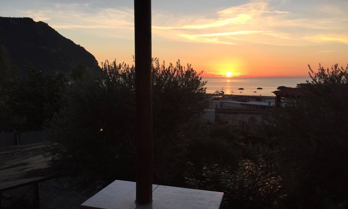 Forio House | House with pool 100m from the sea, 500m from the spa of Poseidon.