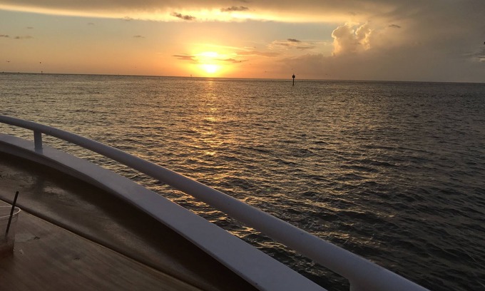 Falcons Glen House | House with Private Heated Pool on Golf Course