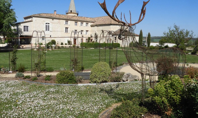 Labarthe House | House With Private Pool And Grounds: 7 bedrooms, 5 bathrooms