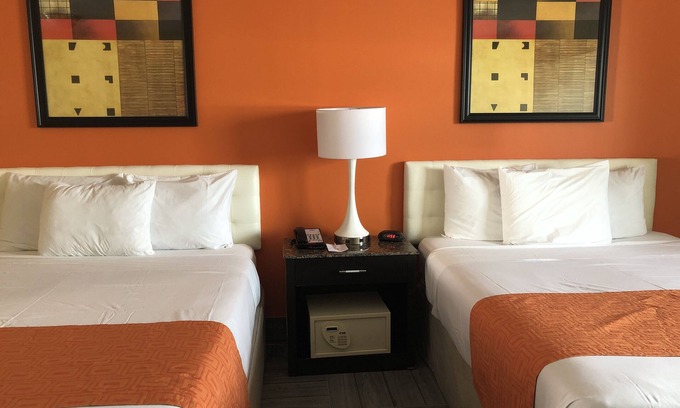 Industry Hotel | Howard Johnson by Wyndham North Bergen