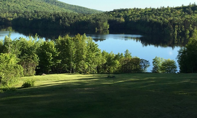 Stoddard Bed & Breakfast | Hummingbird Hill Bed & Breakfast 3