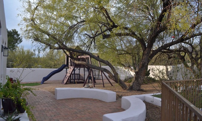 Tucson House | Hummingbird House