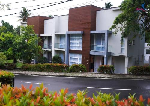 Kandy House | Hummingbird Lake Villa- Kandy