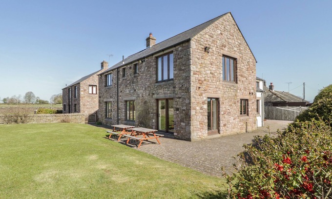 Sockbridge and Tirril Cottage | HUNTERS CHASE, family friendly, luxury holiday cottage in Penrith