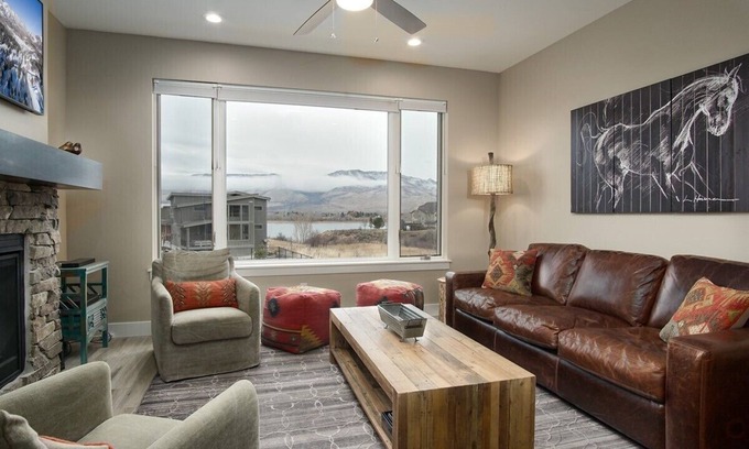 Ogden House | Huntsville, Utah Townhome near Snowbasin Ski Resort.EW28