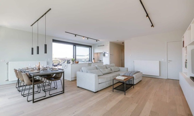 Muide Apartment | Huswell - Spacious apartment with nice terrac