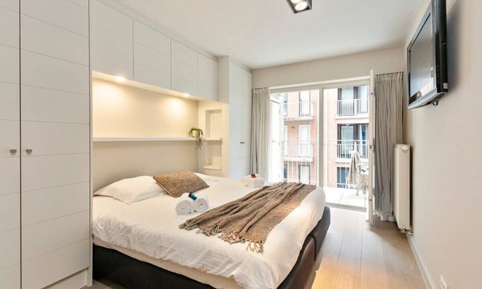 Duinbergen Apartment | Huswell - Stunning modern sea-view apartment in Duinbergen
