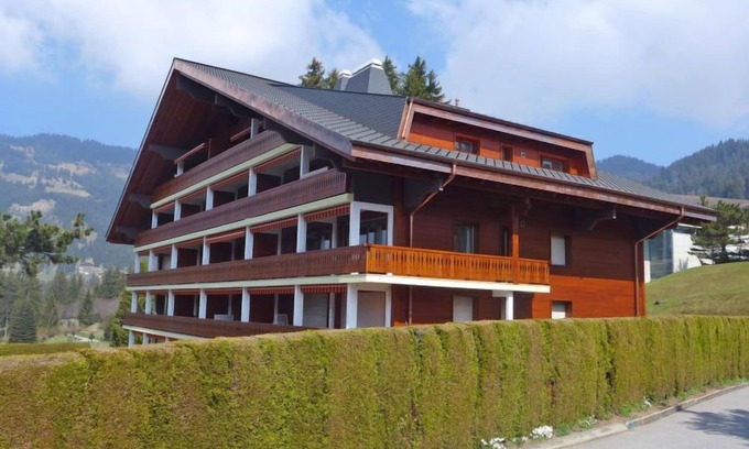 Villars-sur-Ollon Apartment | Hyacinthe 2 by Interhome