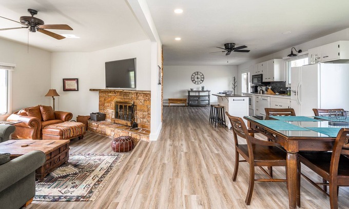 Bozeman House | Hyalite Retreat - Beautiful southside home!