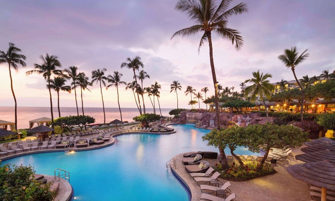 Kaanapali Resort | Hyatt Regency Maui Resort & Spa