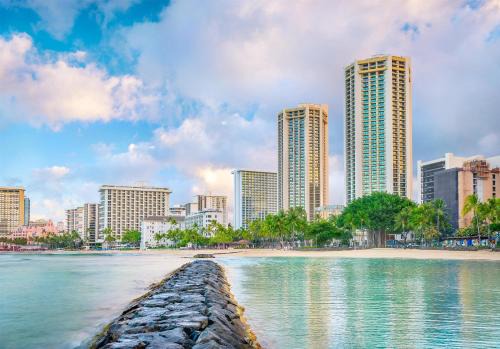 Waikiki Resort | Hyatt Regency Waikiki Beach Resort & Spa