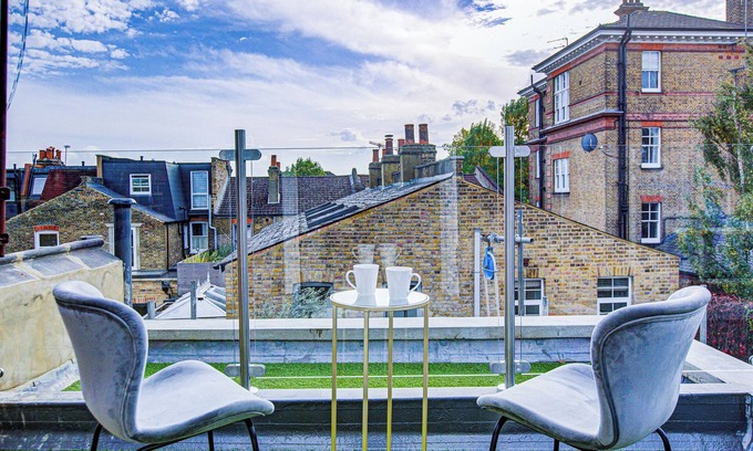 Wandsworth Apartment | Hybrid Resi - Wandsworth | Cozy 1 Bed Apartment