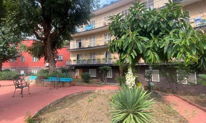 Chiaia Apartment | Hyggelig Lejlighed i Privat Park i Centrum af Napoli - Chiaia Kvarter