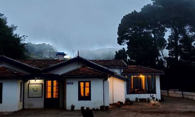 Ooty Hotel | I - India